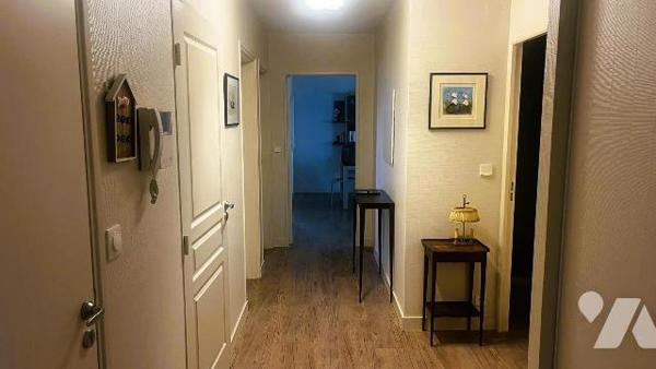 Calme et résidentiel. - Exclusivité de l'Etude Notariale Cheuvreux Rennes

Un appartement T3 ...