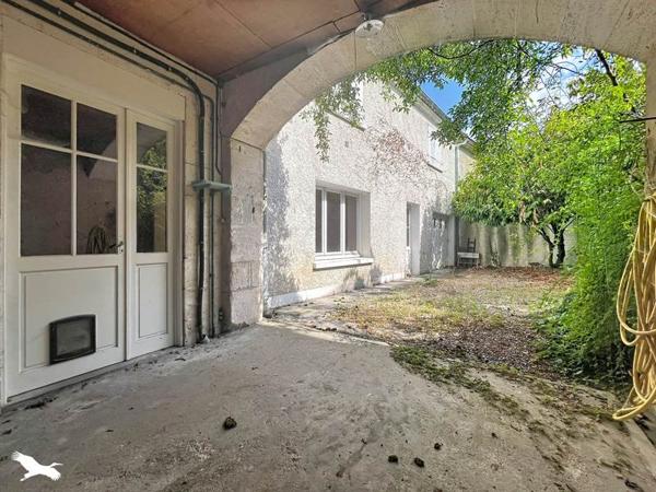 Maison 86 336 € Châteauneuf-sur-Charente 8 p 191 m² DPE F