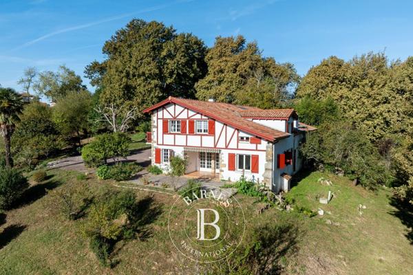 Urcuit, Maison 5 Chambres -  478 m² à vendre