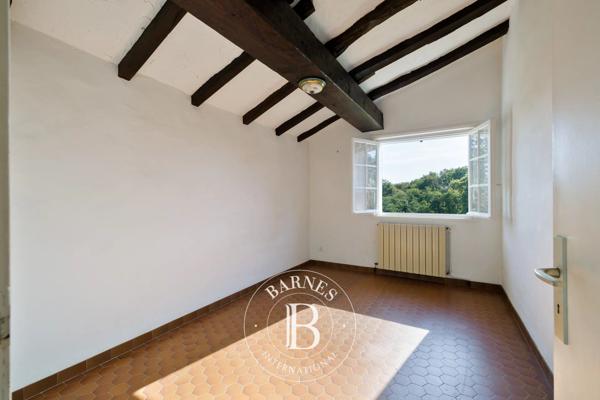 Urcuit, Maison 5 Chambres -  478 m² à vendre