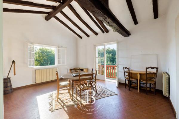 Urcuit, Maison 5 Chambres -  478 m² à vendre
