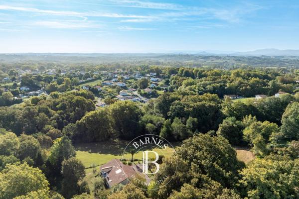 Urcuit, Maison 5 Chambres -  478 m² à vendre