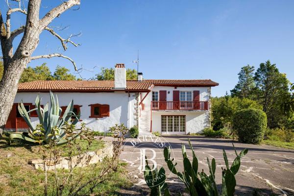 Urcuit, Maison 5 Chambres -  478 m² à vendre