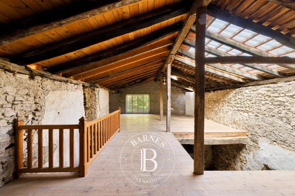 Urcuit, Maison 5 Chambres -  478 m² à vendre