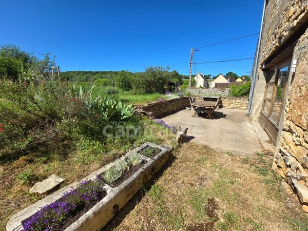 Maison de charme rare au cœur du Vézelien – environ 150 m² habitables, fort potentiel de 230 m2 - 2 chambres potentiel 5