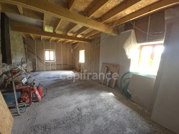 Maison de charme rare au cœur du Vézelien – environ 150 m² habitables, fort potentiel de 230 m2 - 2 chambres potentiel 5