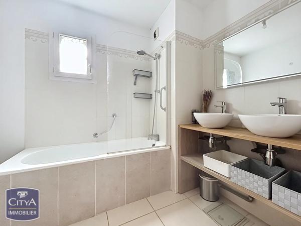 Appartement à vendre 3 pièces 67.5m² Le Pontet (84130)