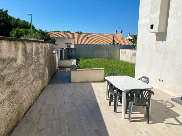 A LOUER - Appartement  3 pièces  meublé- La Rochelle Saint-Maurice