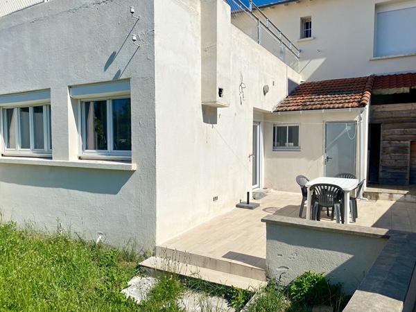 A LOUER - Appartement  3 pièces  meublé- La Rochelle Saint-Maurice
