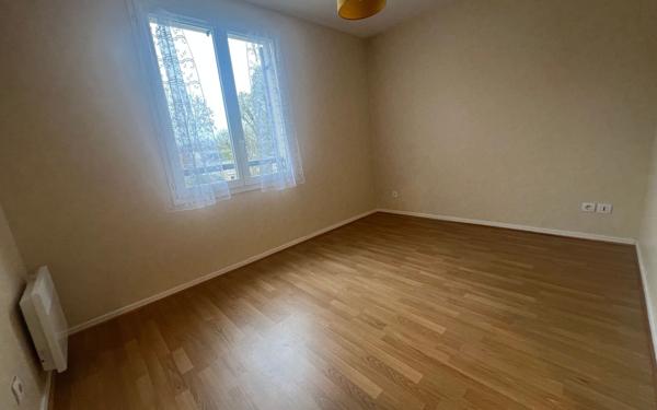 Appartement à louer    3 pièces •  Coulommiers