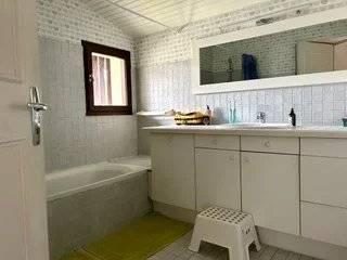 Maison familiale de caractère dans un cadre résidentiel prisé – Le Taillan-Médoc