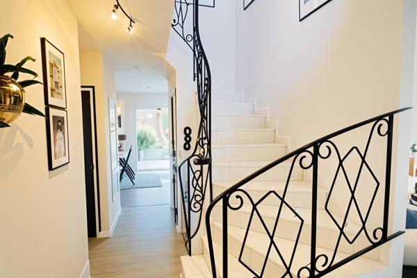 Maison Champs Sur Marne 7 pièce(s) 155 m2 sur sous-sol