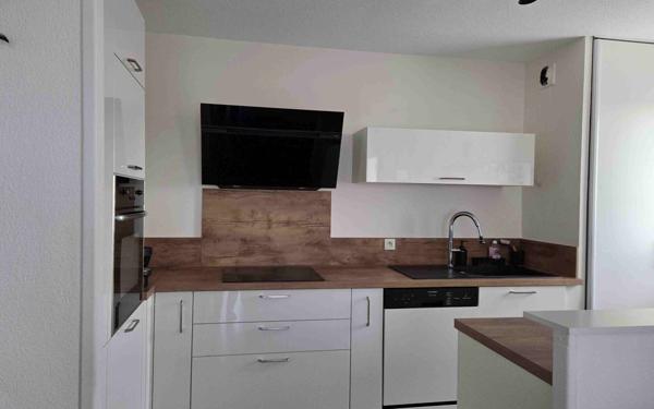 Appartement à vendre    4 pièces • 80,79 m2 Aix-en-Provence