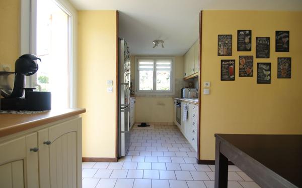 Maison à vendre    5 pièces •  Vaulx-Milieu