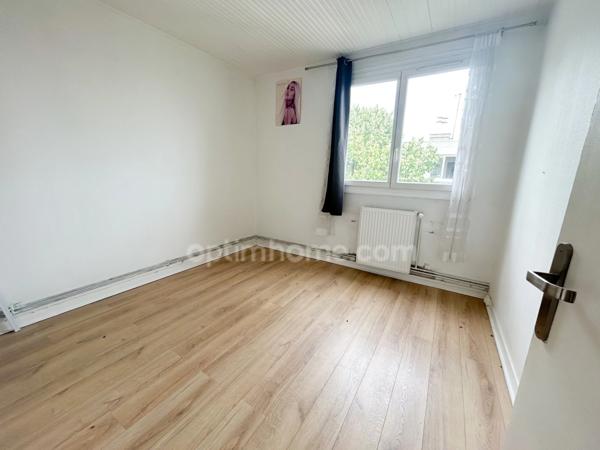 Appartement à vendre 2 pièces SAINT MAUR DES FOSSES (94)