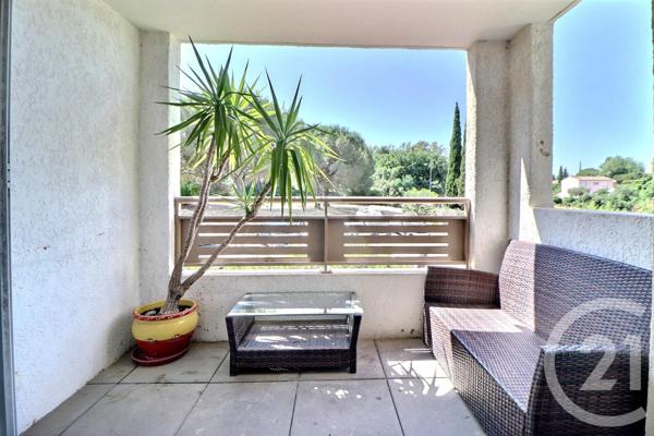 Appartement T3 à vendre  3 pièces - 68 m2 FREJUS - 83