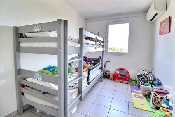 Appartement T3 à vendre  3 pièces - 68 m2 FREJUS - 83