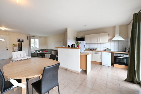 Maison à vendre |  Ruelle-sur-Touvre |  3 pièces | 85,9 m²