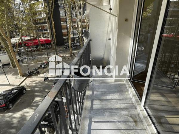 Location Appartement 3 pièces 62.83 m² - 2/4 RUE REMUSAT - 35/37 RUE F. DAVID Paris 75116