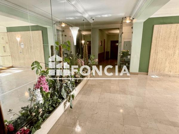 Location Appartement 3 pièces 62.83 m² - 2/4 RUE REMUSAT - 35/37 RUE F. DAVID Paris 75116