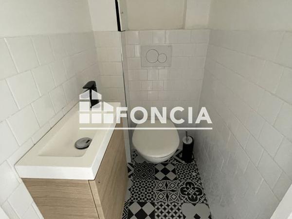 Location Appartement 3 pièces 62.83 m² - 2/4 RUE REMUSAT - 35/37 RUE F. DAVID Paris 75116