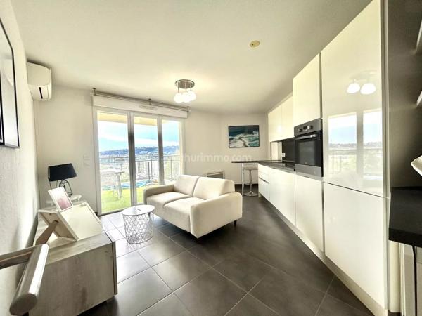 Vente                                                      Appartement
                        
                     2 pièces                      38 m2                     à Nice