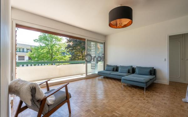 Appartement à vendre    2 pièces • 73,24 m2 Châtenay-Malabry