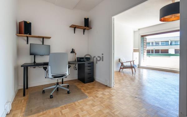 Appartement à vendre    2 pièces • 73,24 m2 Châtenay-Malabry