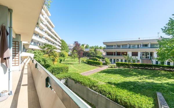 Appartement à vendre    2 pièces • 73,24 m2 Châtenay-Malabry