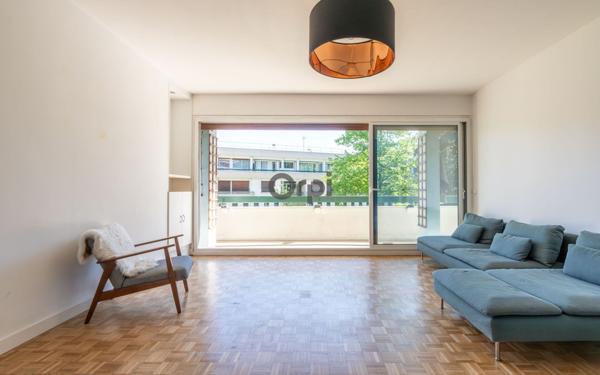 Appartement à vendre    2 pièces • 73,24 m2 Châtenay-Malabry