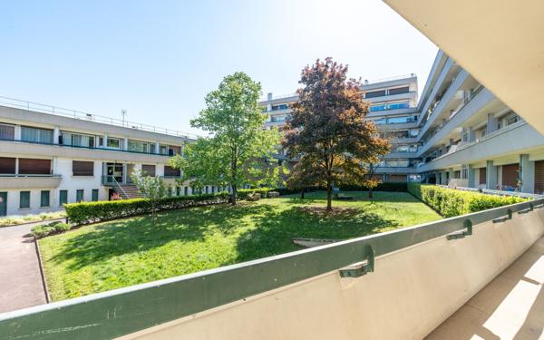 Appartement à vendre    2 pièces • 73,24 m2 Châtenay-Malabry