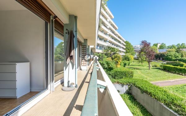 Appartement à vendre    2 pièces • 73,24 m2 Châtenay-Malabry