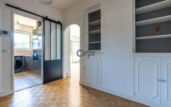 Appartement à vendre    2 pièces • 73,24 m2 Châtenay-Malabry