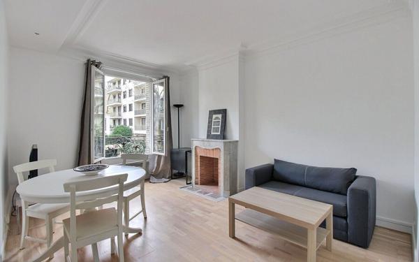 Appartement à louer    2 pièces • 50 m2 Neuilly-sur-Seine
