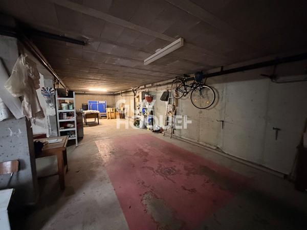 BIRIATOU (5 min d'Hendaye)-BELLE VILLA 5 PIECES DE 218 m²