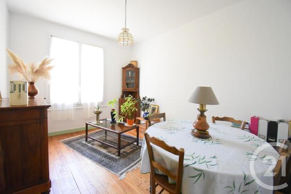 Appartement T2 à vendre  2 pièces - 41,89 m2 VICHY - 03