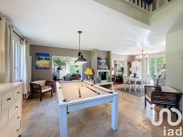 Maison à vendre 9 pièces 255 m² Orgères