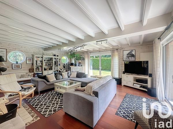 Maison à vendre 9 pièces 255 m² Orgères