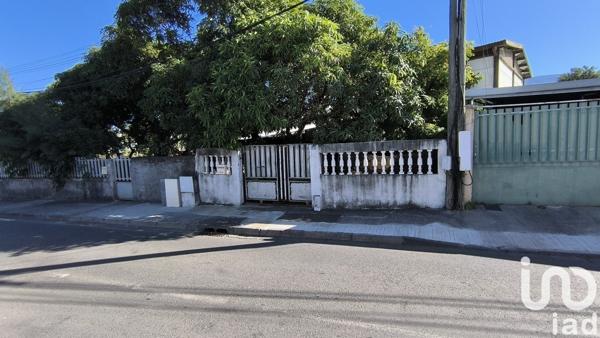 Maison 3 pièces de 75 m² à Saint-Louis (97450)