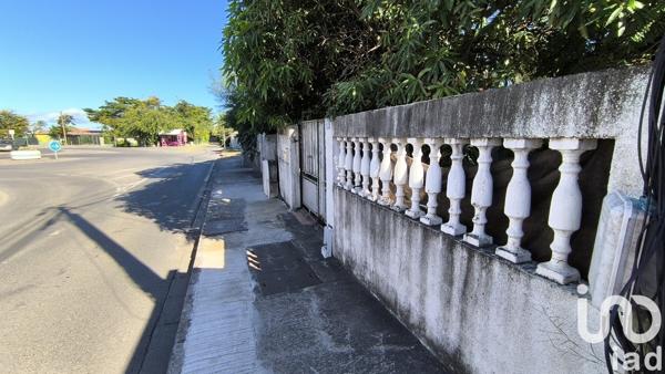 Maison 3 pièces de 75 m² à Saint-Louis (97450)