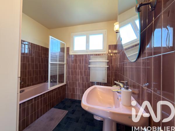 Maison à vendre 5 pièces 78 m² Saint-Sulpice-le-Guérétois