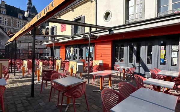 Maison à vendre    2 pièces • 290 m2 Amiens