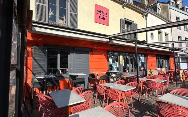 Maison à vendre    2 pièces • 290 m2 Amiens