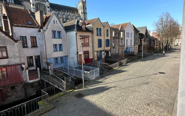 Maison à vendre    2 pièces • 290 m2 Amiens