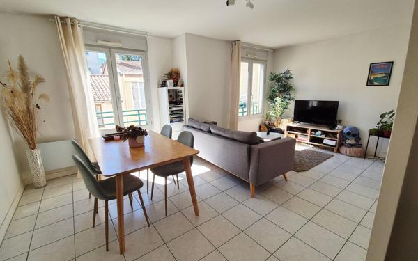 Appartement à vendre    2 pièces • 48,23 m2 Lyon 4