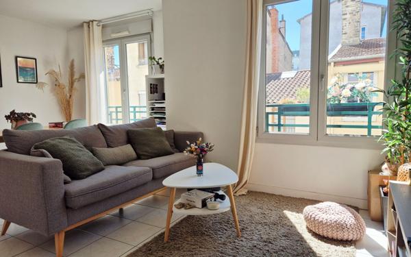 Appartement à vendre    2 pièces • 48,23 m2 Lyon 4