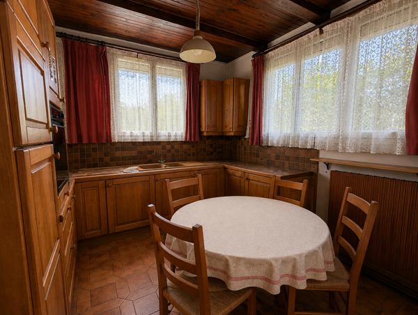 Maison
         6 pièces
        - 279 m² 800 000 € *