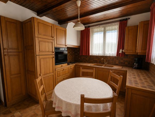 Maison
         6 pièces
        - 279 m² 800 000 € *