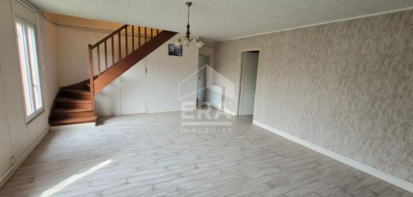 Maison avec garage attenant à Montpon - Ménestérol.