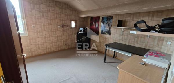 Maison avec garage attenant à Montpon - Ménestérol.